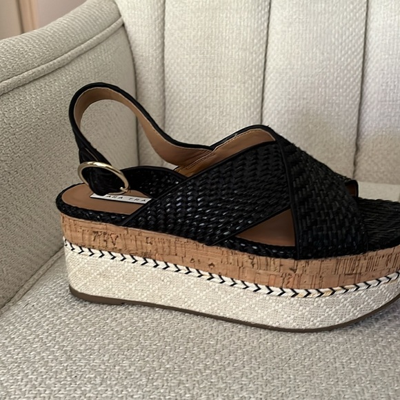 Zara stacked wedgie. Black size 7. - Picture 2 of 4